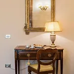 Piazza del Popolo Luxury Home